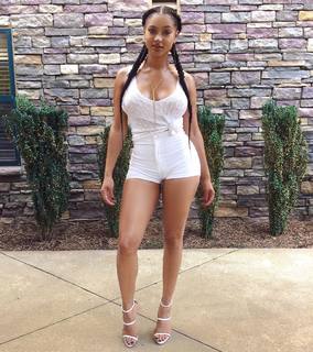 Tori Hughes feet photo 11
