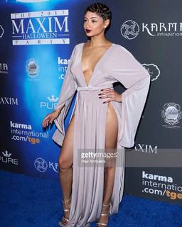 Tori Hughes feet photo 16