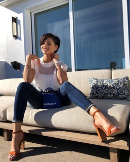 Tori Hughes feet photo 18