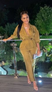 Tori Hughes feet photo 7