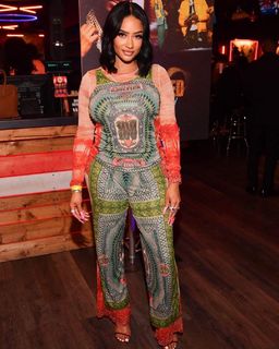 Tori Hughes feet photo 15