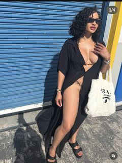 Tori Hughes feet photo 2