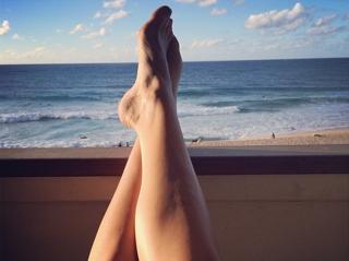 Tori Praver feet photo 10