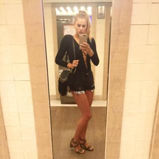 Tori Praver feet photo 7