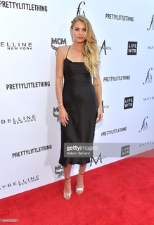 Tori Praver feet photo 4