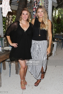 Tori Praver feet photo 3