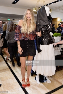 Tori Praver feet photo 2