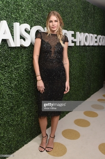 Tori Praver feet photo 8