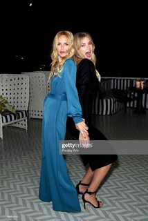 Tori Praver feet photo 3
