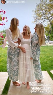 Tori Praver feet photo 20