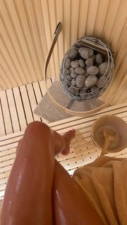 Tori Praver feet photo 11