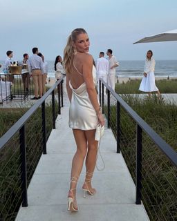 Tori Praver feet photo 17