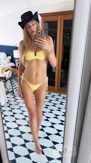 Tori Praver feet photo 16