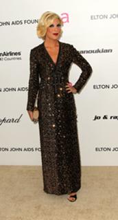 Tori Spelling feet photo thumbnail