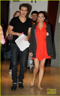 Torrey DeVitto feet photo thumbnail