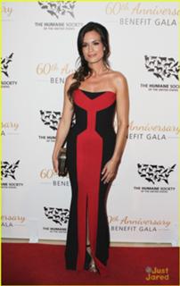 Torrey DeVitto feet photo thumbnail