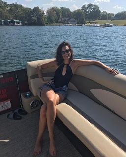 Torrey DeVitto feet photo thumbnail