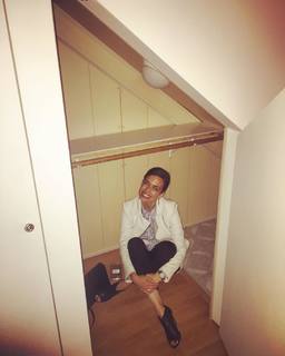 Torrey DeVitto feet photo thumbnail