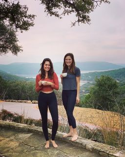 Torrey DeVitto feet photo thumbnail