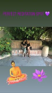 Torrey DeVitto feet photo thumbnail