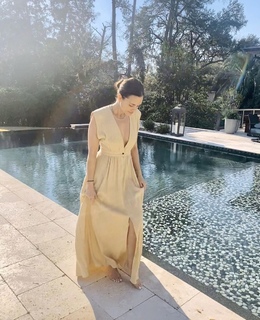 Torrey DeVitto feet photo thumbnail