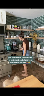 Torrey DeVitto feet photo thumbnail