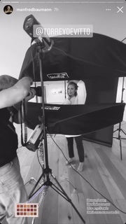 Torrey DeVitto feet photo thumbnail