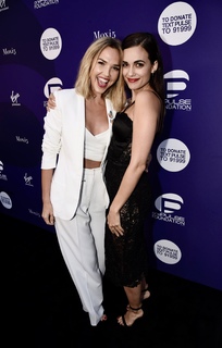 Torrey DeVitto feet photo thumbnail