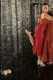 Torrey DeVitto feet photo thumbnail