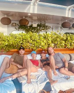 Torrey DeVitto feet photo thumbnail