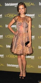 Torrey DeVitto feet photo thumbnail