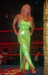 Torrie Wilson feet photo thumbnail