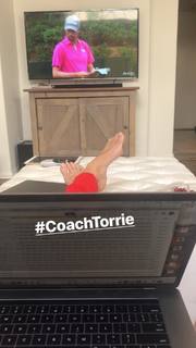 Torrie Wilson feet photo thumbnail