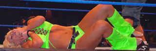 Torrie Wilson feet photo thumbnail