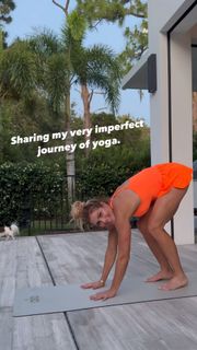 Torrie Wilson feet photo thumbnail