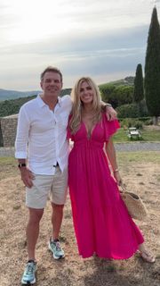 Torrie Wilson feet photo thumbnail