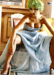 Tosca D'Aquino feet photo 3