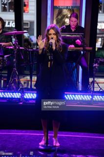Tove Lo feet photo thumbnail