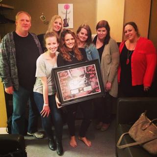 Tove Lo feet photo thumbnail