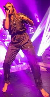 Tove Lo feet photo thumbnail