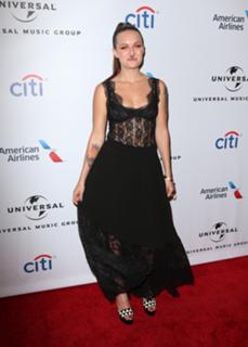 Tove Lo feet photo thumbnail