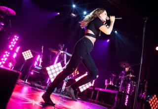 Tove Lo feet photo thumbnail