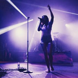 Tove Lo feet photo thumbnail