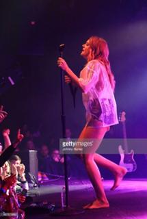 Tove Lo feet photo thumbnail