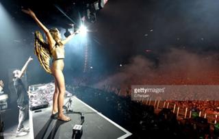 Tove Lo feet photo thumbnail