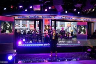 Tove Lo feet photo thumbnail