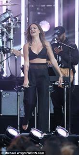Tove Lo feet photo thumbnail