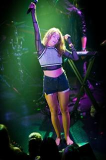 Tove Lo feet photo thumbnail