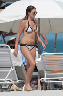 Tove Lo feet photo thumbnail