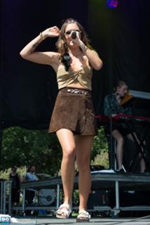 Tove Lo feet photo thumbnail